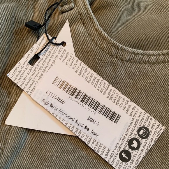 Boohoo Mom Jeans Green NWT‎ Size 4 New With Tag - Picture 3 of 4